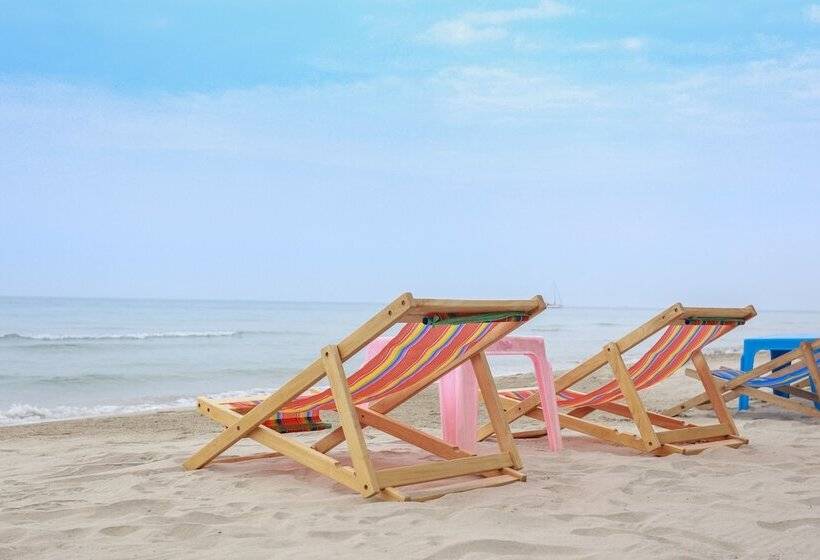 Отель Sang Aroon Bungalow