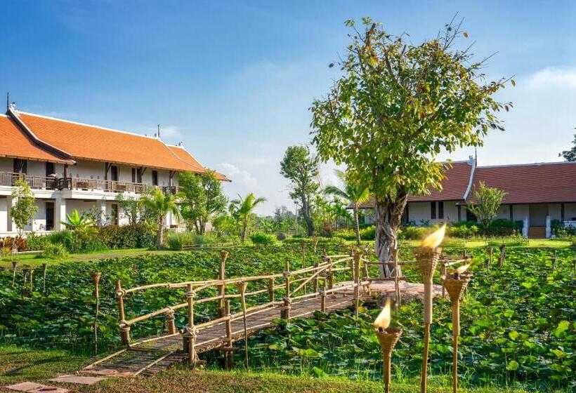 هتل Sriwilai Sukhothai