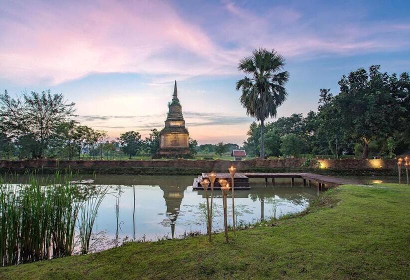 هتل Sriwilai Sukhothai