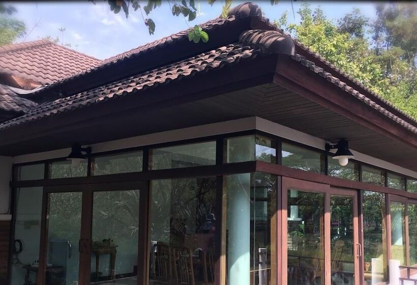 酒店 Tak Andaman Resort &