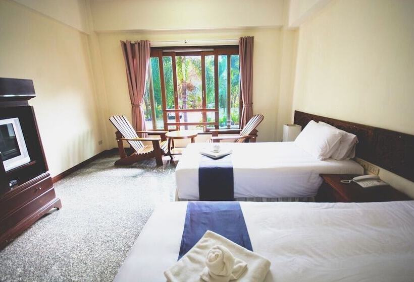 酒店 Tak Andaman Resort &