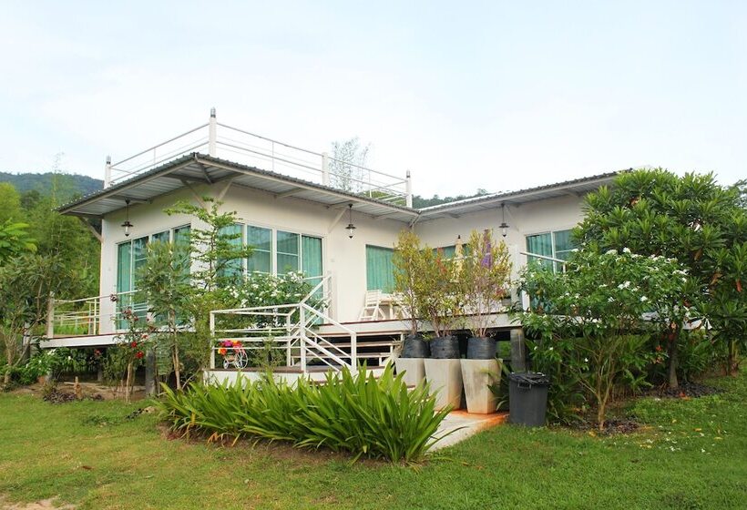 酒店 The Happiness Resort