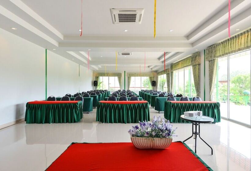 Отель Theerama Cottage