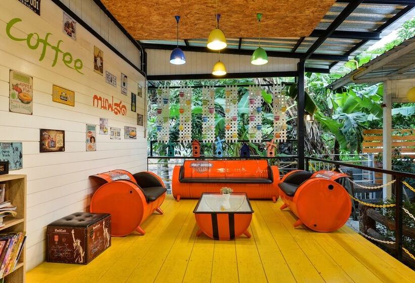 Отель Theerama Cottage