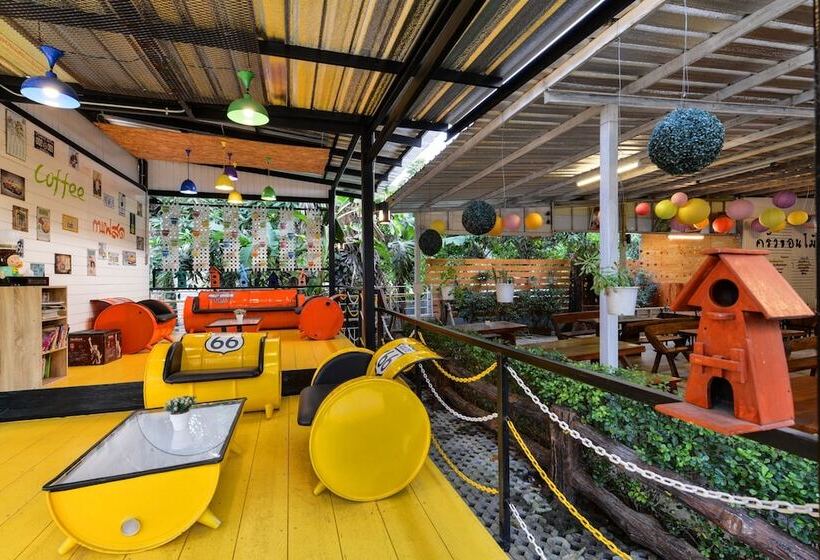 Отель Theerama Cottage