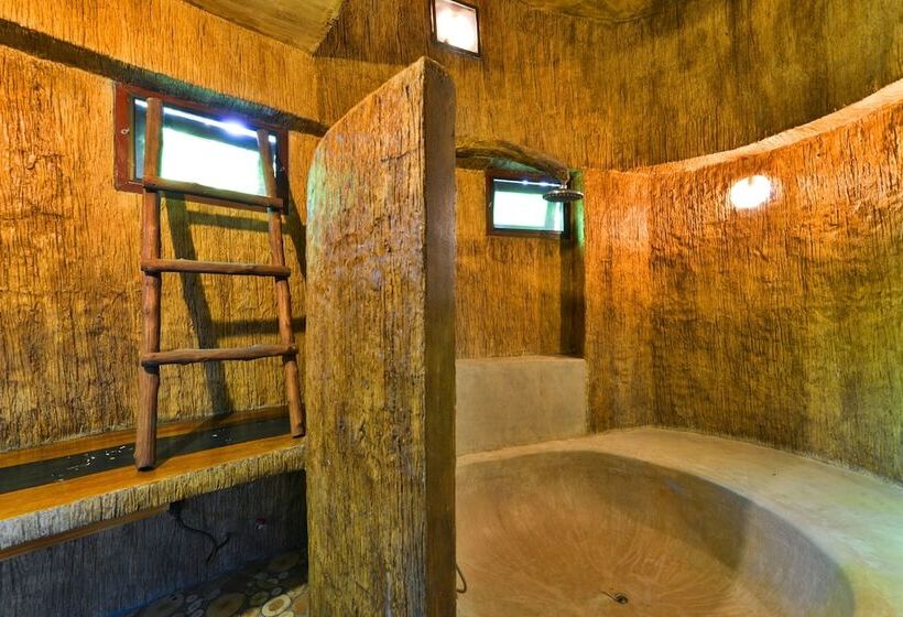 Отель Theerama Cottage