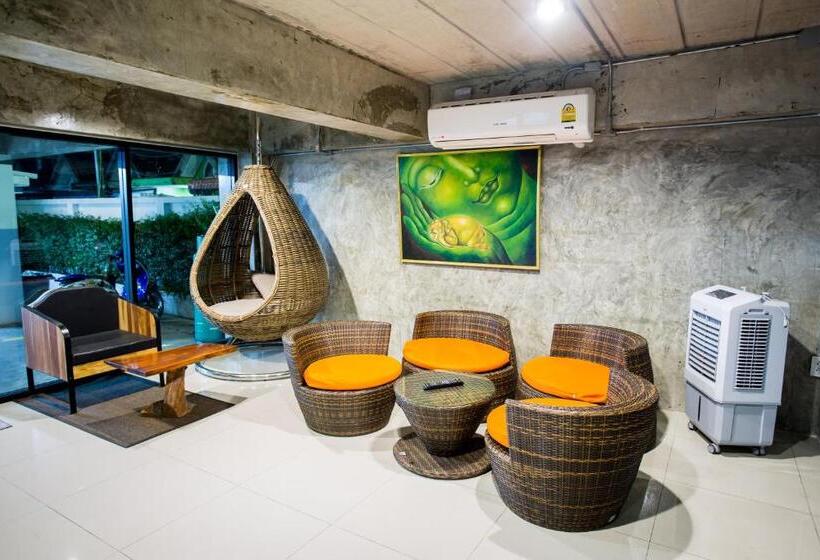 Отель Triple B Boutique Residence