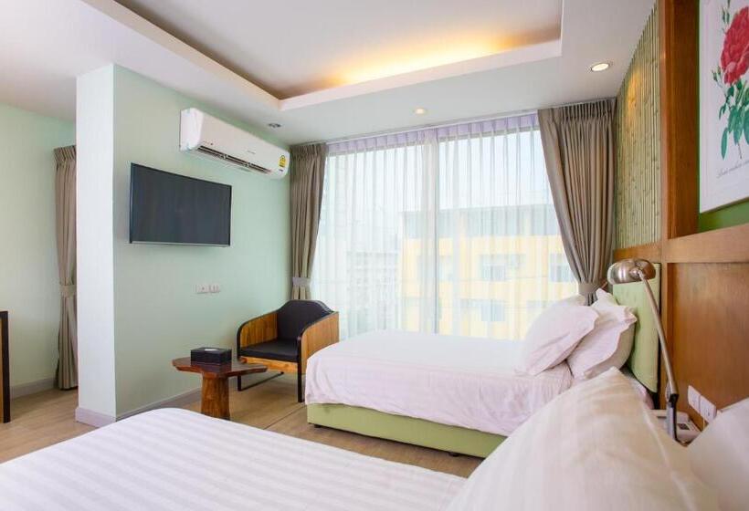 Отель Triple B Boutique Residence