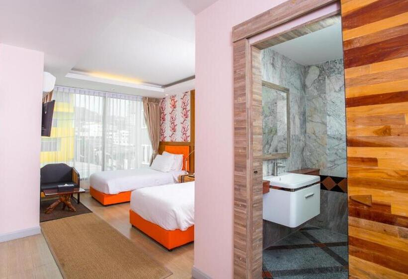 Отель Triple B Boutique Residence