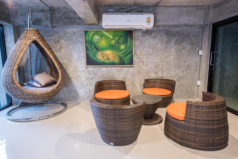 Отель Triple B Boutique Residence