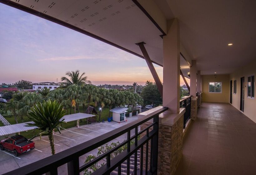 Отель U Duay Gan Garden Home