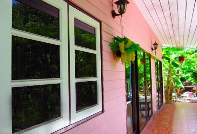 Отель Warakorn Baansuan Amphawa