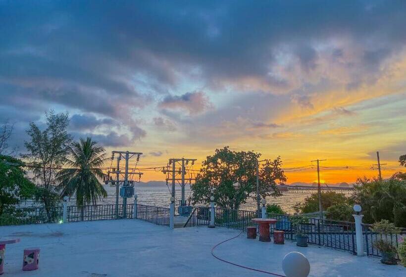 Отель White Sand Halal House Krabi