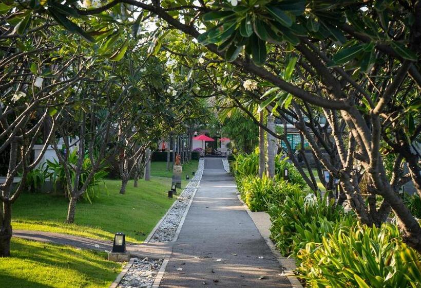 I Tara Resort & Spa