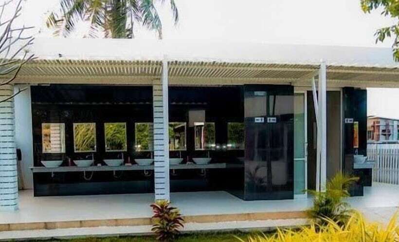 Infinity Beach Club Resort & Hostel Koh Phangan