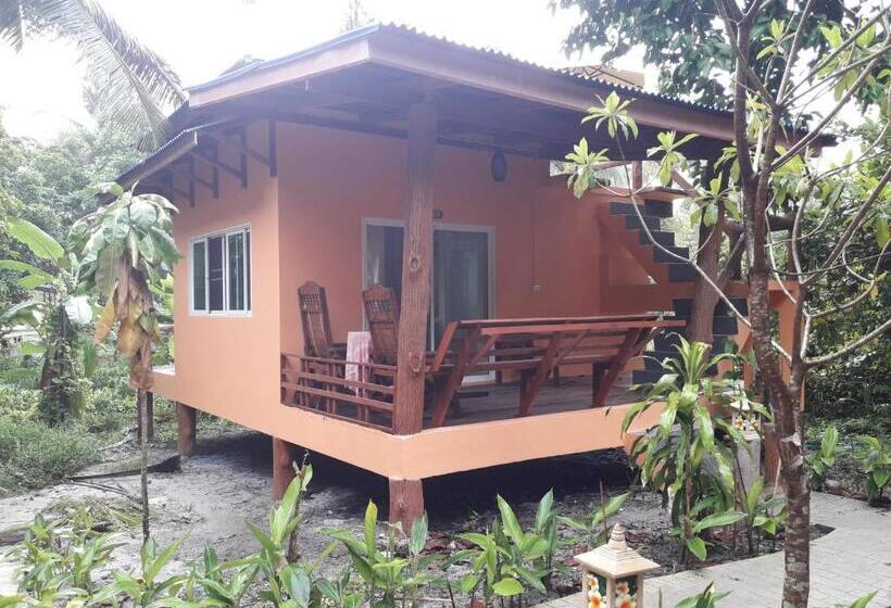 Jj Beach Resort & Jj Seafood