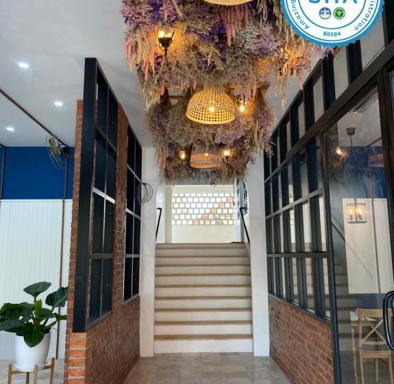 Jomtien Longstay Hotel Sha Plus Certified