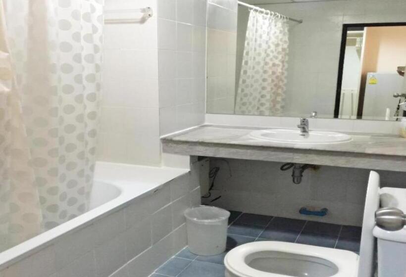 Jomtien Longstay Hotel Sha Plus Certified