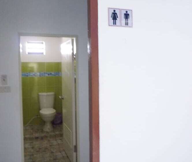 Madinah Hostel Ranong