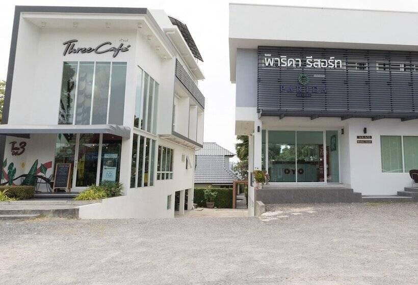 Parida Resort