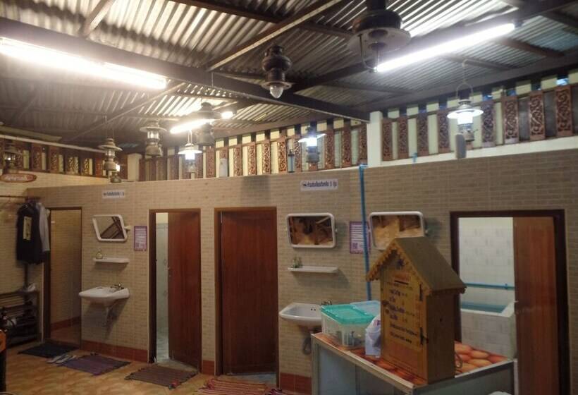 Пансион Ban Mae Arom