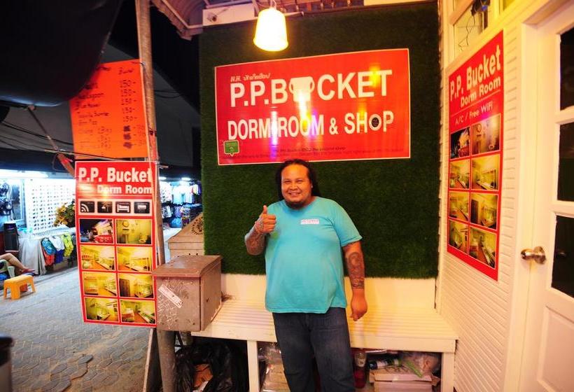 Phi Phi Bucket Hostel