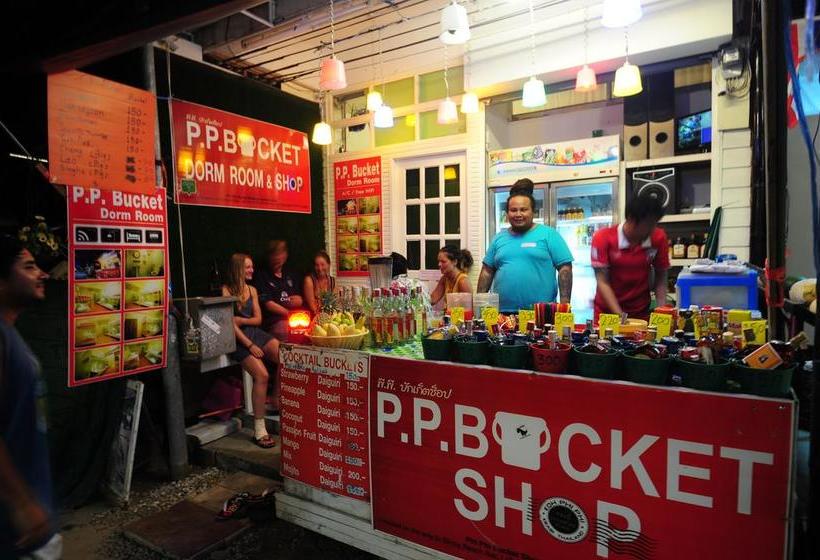 Phi Phi Bucket Hostel