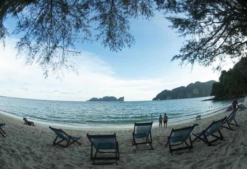 Phi Phi Bucket Hostel