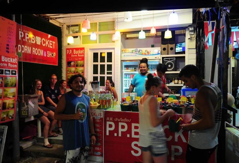 Phi Phi Bucket Hostel