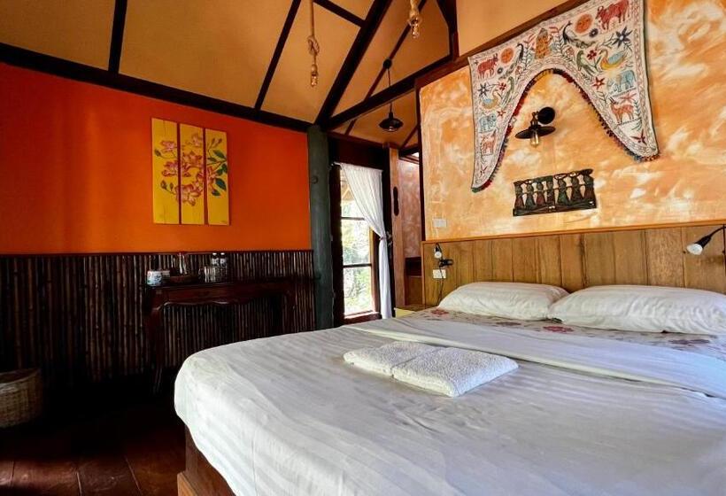 Pp Land Beach Eco Resort