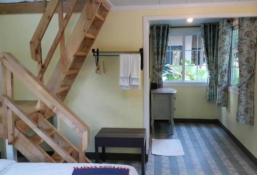 Resort Baan Pong Tara