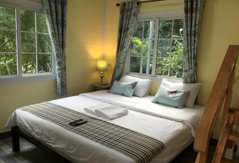 Resort Baan Pong Tara