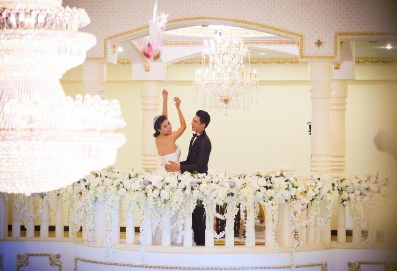 渡假胜地  Chuchaiburi Sri Amphawa