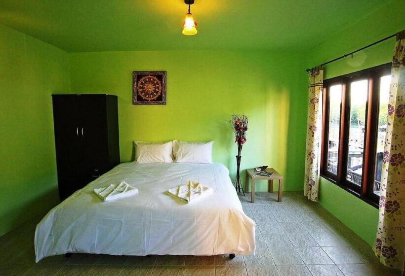 אתר נופש Pp Red Tuna Hut