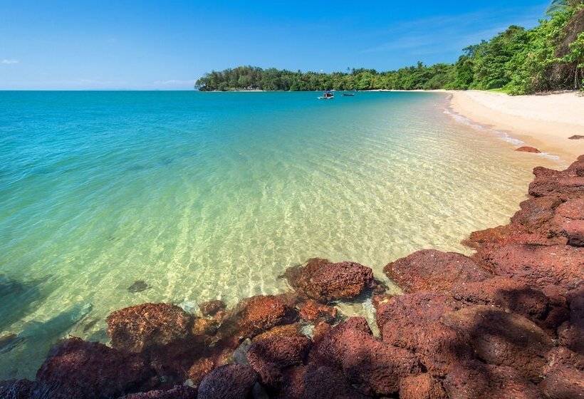 The Shellsea Krabi I Luxury Beach Front Resort & Pool Villa