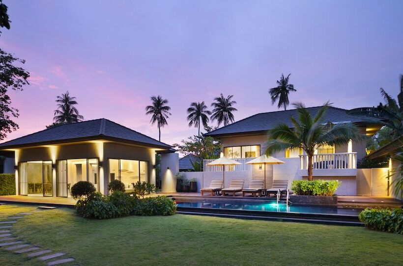 The Shellsea Krabi I Luxury Beach Front Resort & Pool Villa