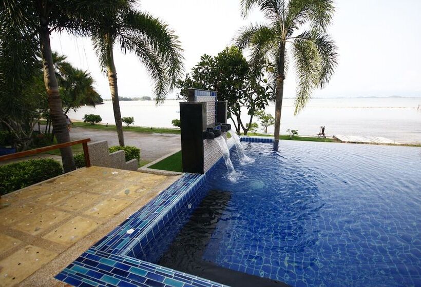 Seashell Village Resort