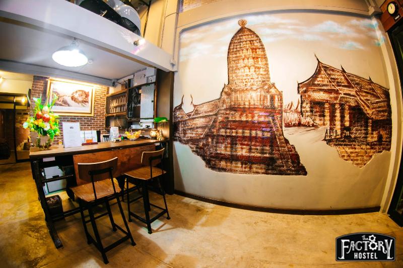 호스텔 The 8 Factory Hotel Phitsanulok