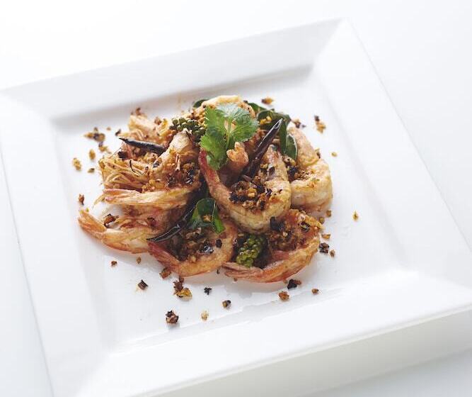 Villa Blanca Hotel & Restaurant