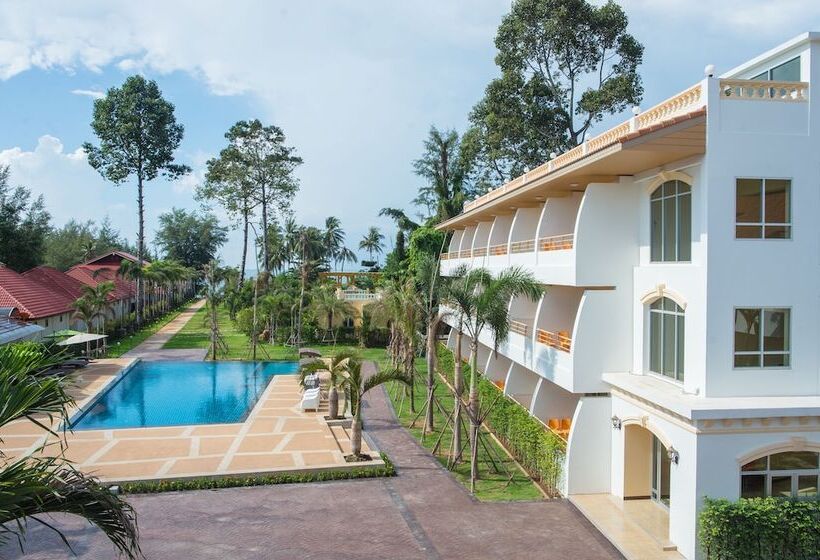 Villa Blanca Hotel & Restaurant