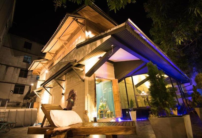 Sleep Nest Hostel