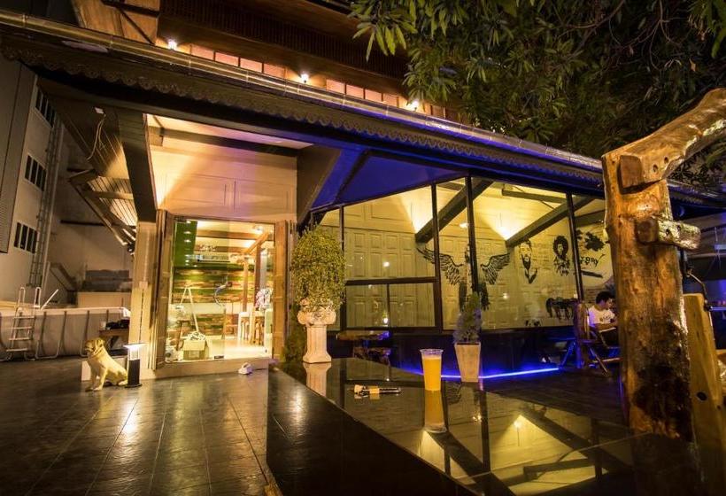 Sleep Nest Hostel
