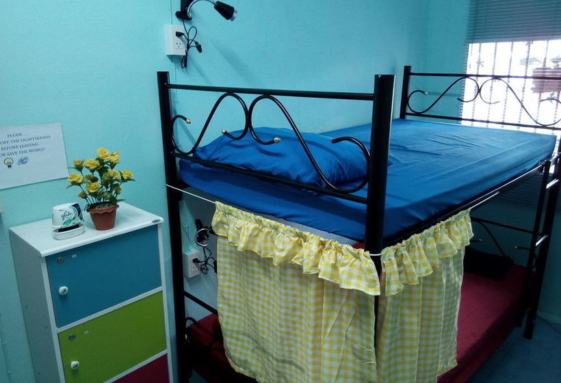 הוסטל Twin House At Tapae