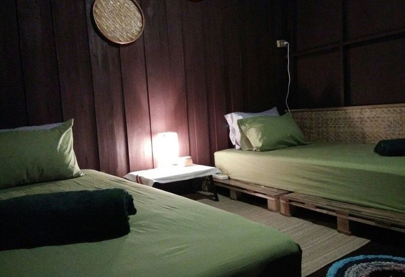 הוסטל Twin House At Tapae