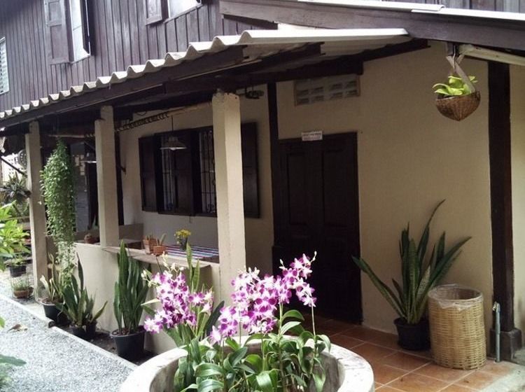 הוסטל Twin House At Tapae