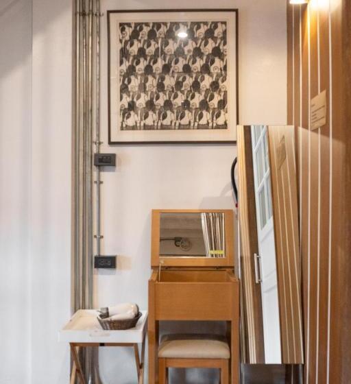 Bed Addict Hostel