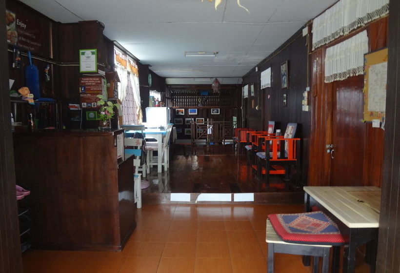 민박 Baan Mai Guesthouse