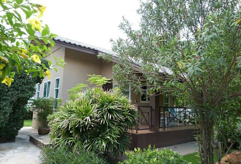 Bansuanrachawadee B&b