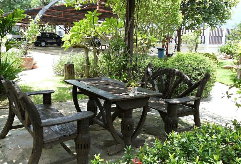 Bansuanrachawadee B&b