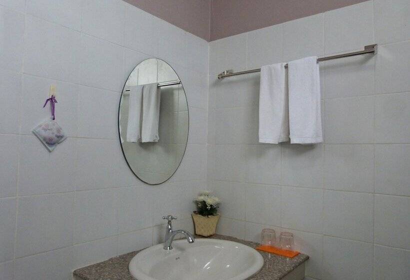 Bansuanrachawadee B&b